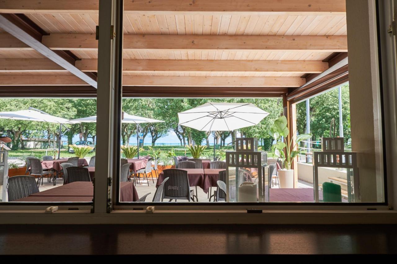 Villaggio Turistico Lugana Marina シルミオーネ エクステリア 写真